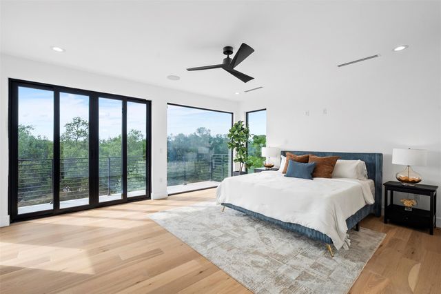 2208 Montclaire ST, Austin, TX 78704