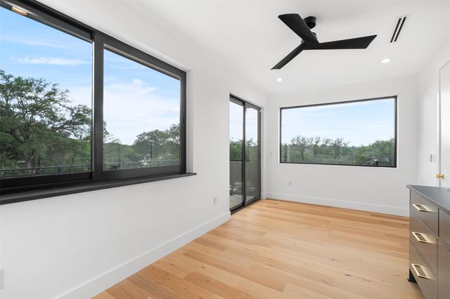 2208 Montclaire ST, Austin, TX 78704