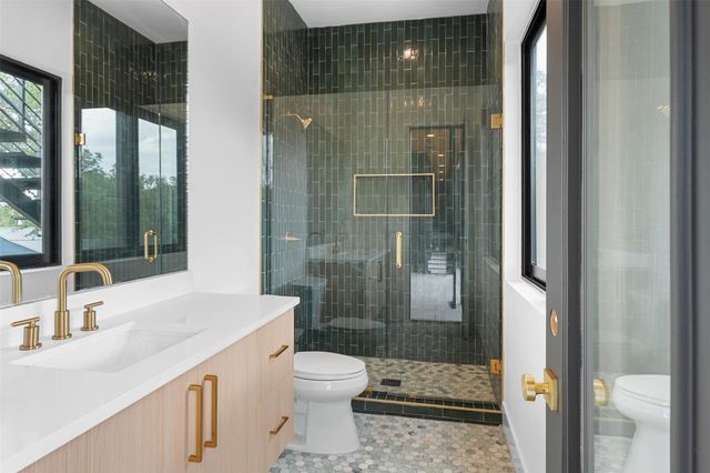 2208 Montclaire ST, Austin, TX 78704