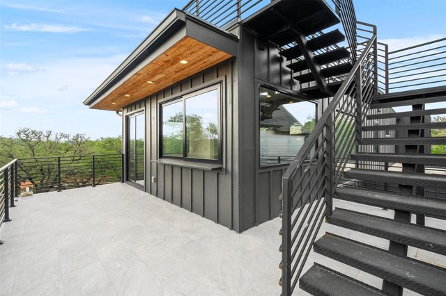 2208 Montclaire ST, Austin, TX 78704