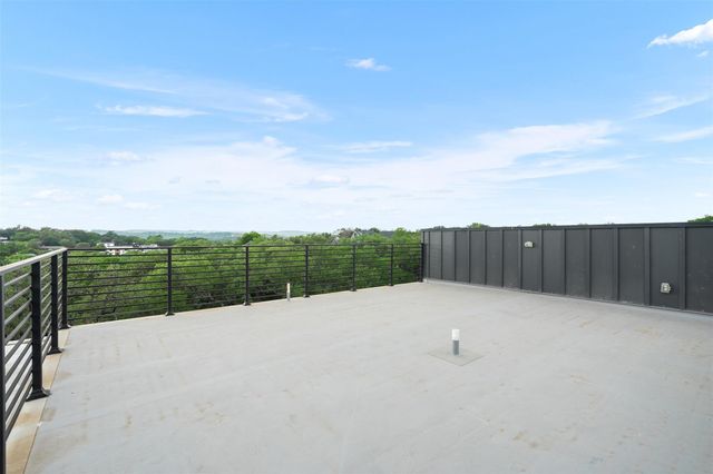 2208 Montclaire ST, Austin, TX 78704