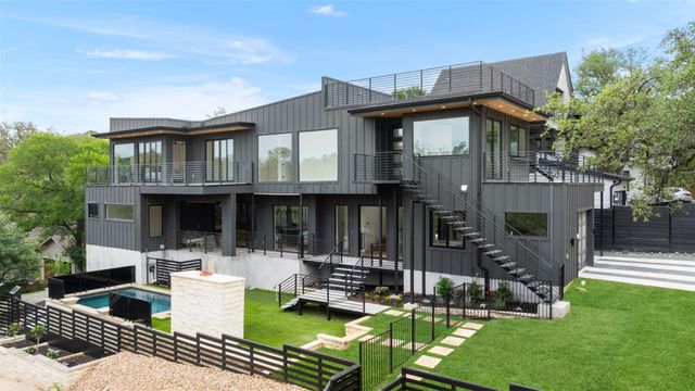 2208 Montclaire ST, Austin, TX 78704