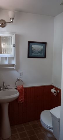 58 Oak St, Boston, MA 02136