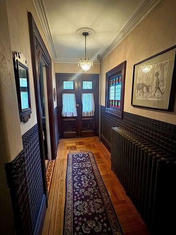 58 Oak St, Boston, MA 02136