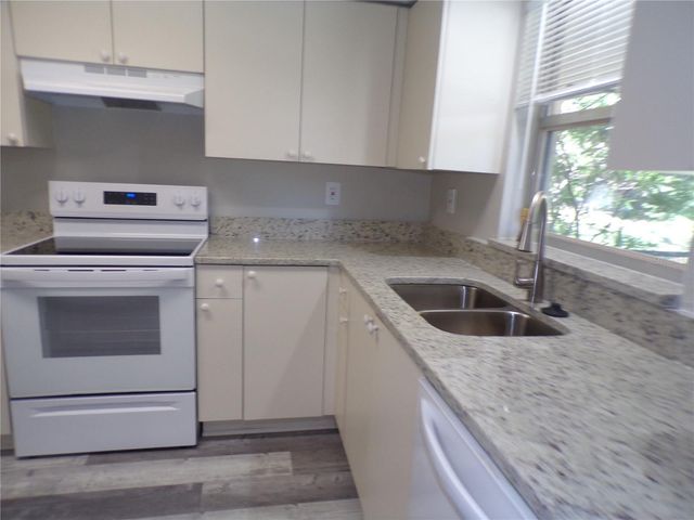 1088 MELVILLE ROAD A, Punta Gorda, FL 33983