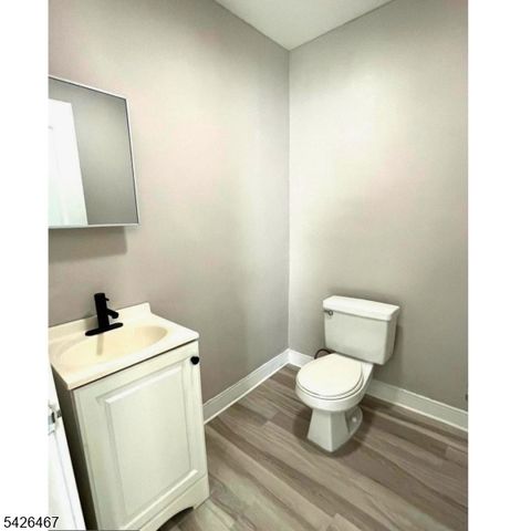 116 E Federal St, Burlington City, NJ 08016