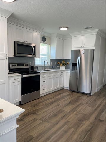 16931 FRANKLIN AVENUE, Montverde, FL 34756