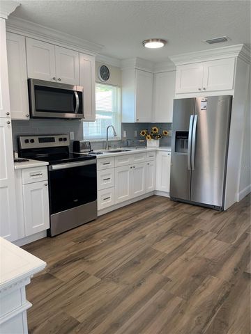 16931 FRANKLIN AVENUE, Montverde, FL 34756