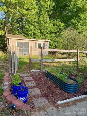 494 Vera Drive, Rockwell, NC 28138