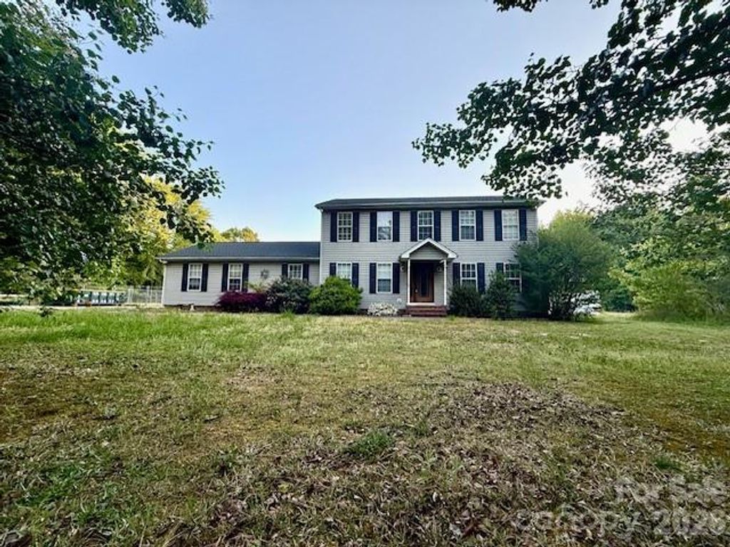 494 Vera Drive, Rockwell, NC 28138