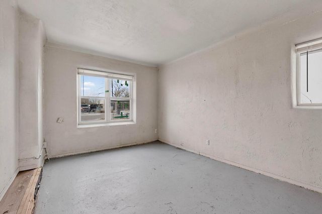 424 Grove Street NE, Albuquerque, NM 87108