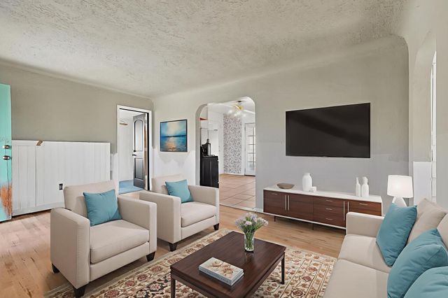 424 Grove Street NE, Albuquerque, NM 87108