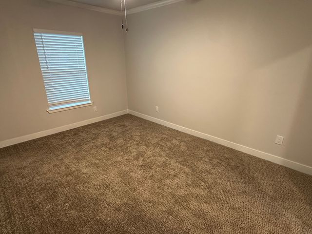 1606 Cherry Avenue, Corsicana, TX 75110