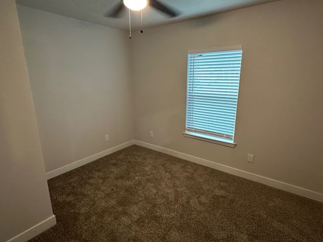 1606 Cherry Avenue, Corsicana, TX 75110