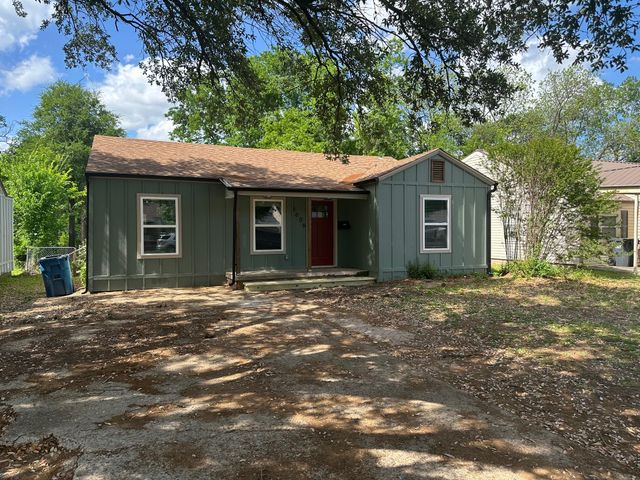 1606 Cherry Avenue, Corsicana, TX 75110