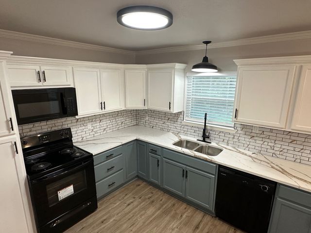 1606 Cherry Avenue, Corsicana, TX 75110