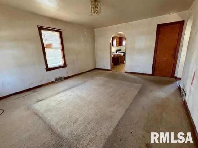 2216 S 13TH Street, Springfield, IL 62703