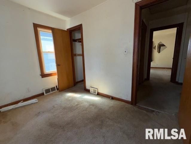 2216 S 13TH Street, Springfield, IL 62703