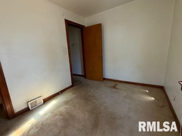 2216 S 13TH Street, Springfield, IL 62703