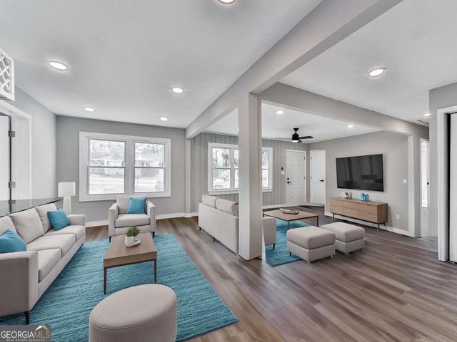 5205 Silhouette Lane SW, Mableton, GA 30126