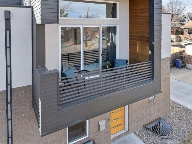 2738 W 43rd Avenue, Denver, CO 80211