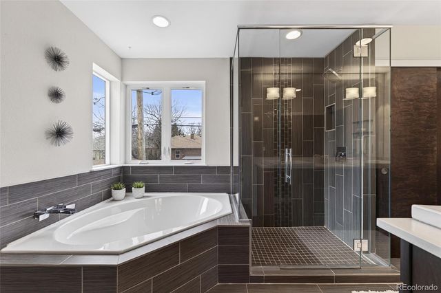 2738 W 43rd Avenue, Denver, CO 80211