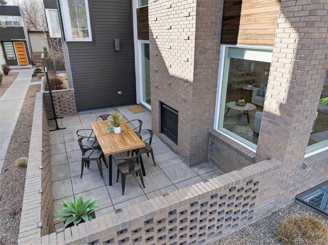 2738 W 43rd Avenue, Denver, CO 80211