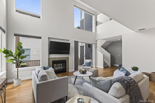 2738 W 43rd Avenue, Denver, CO 80211