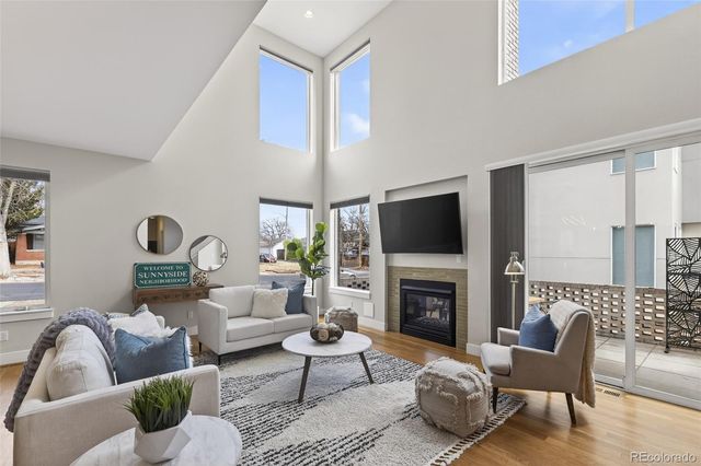 2738 W 43rd Avenue, Denver, CO 80211