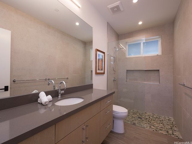 59-188 Kamehameha Highway, Haleiwa, HI 96712