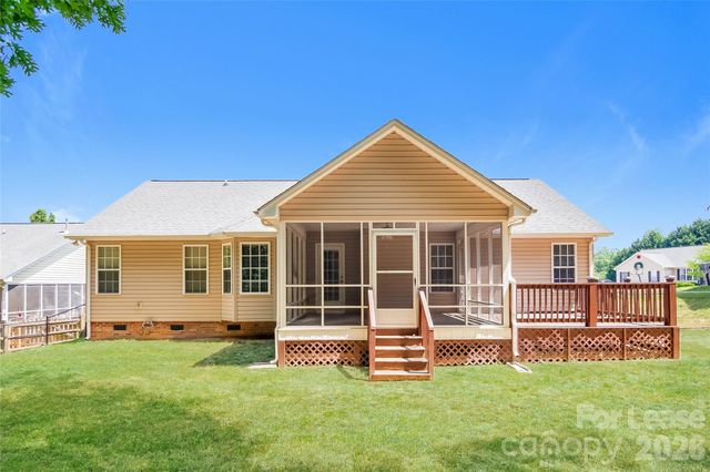 920 Carole Summey Drive, Dallas, NC 28034