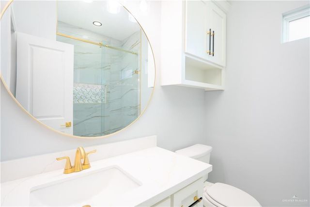 2305 N Venice Avenue, Edinburg, TX 78542