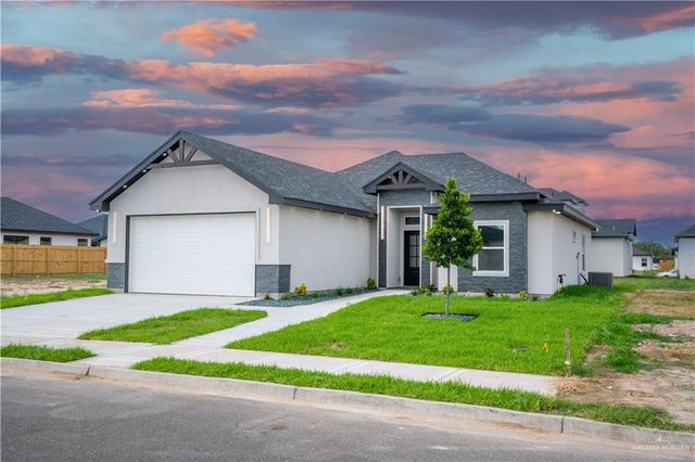 2305 N Venice Avenue, Edinburg, TX 78542