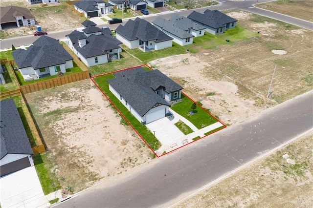 2305 N Venice Avenue, Edinburg, TX 78542