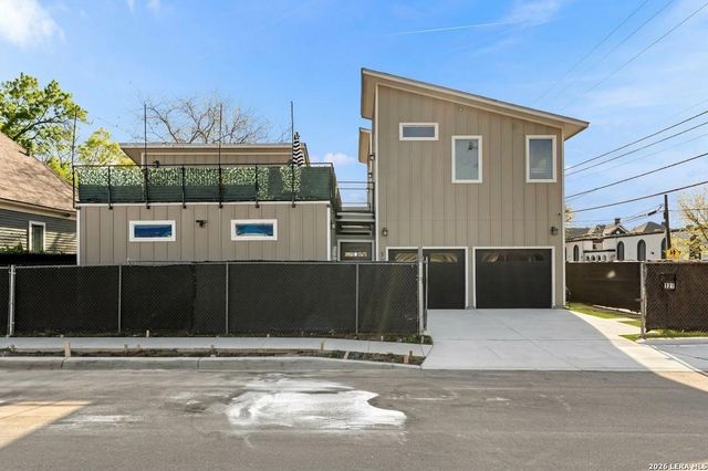 327 Jackson, San Antonio, TX 78212