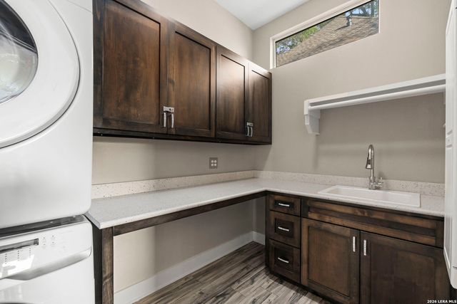 327 Jackson, San Antonio, TX 78212