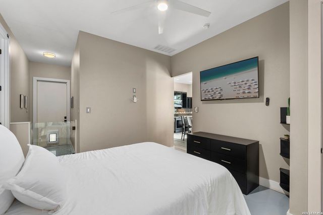 327 Jackson, San Antonio, TX 78212