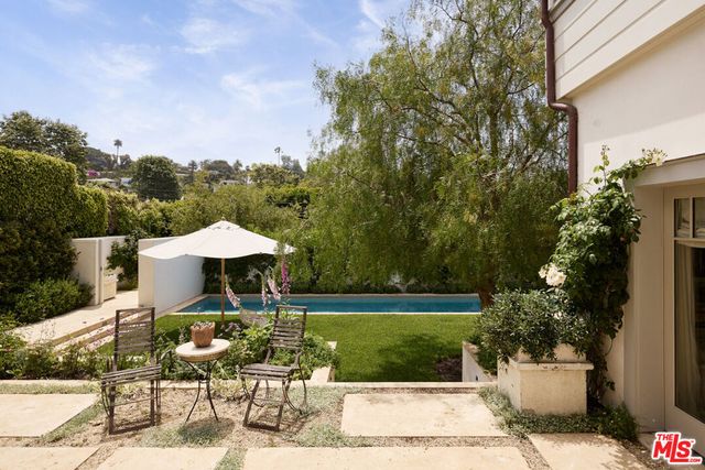 239 W Channel Road, Santa Monica, CA 90402