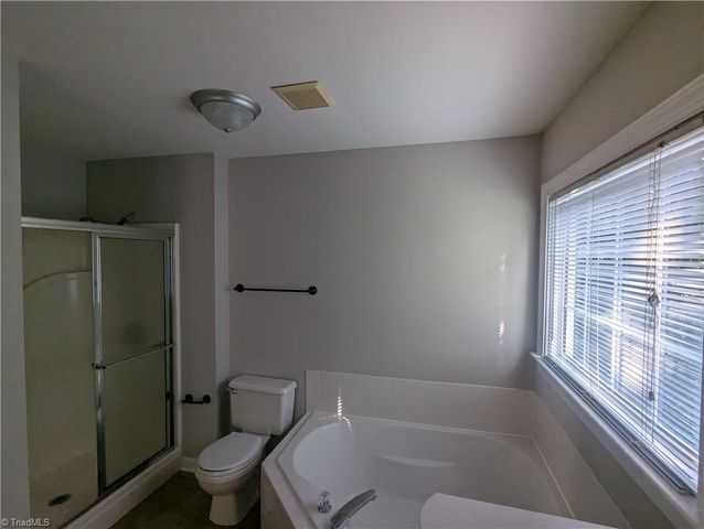 375 Kingsmill Drive, Advance, NC 27006