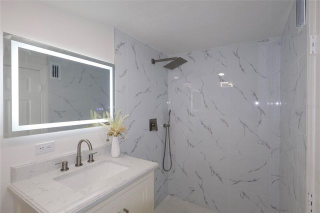 4830 KEMPSTON DRIVE, Orlando, FL 32812