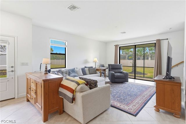 14089 Pine Lodge LN, Fort Myers, FL 33913