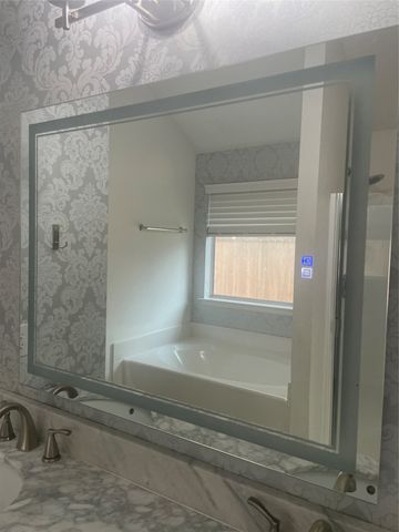 1825 Kingsbrook Trail, Fort Worth, TX 76120