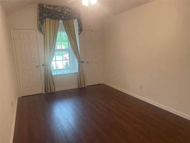 1825 Kingsbrook Trail, Fort Worth, TX 76120