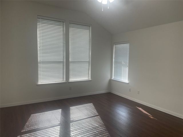 1825 Kingsbrook Trail, Fort Worth, TX 76120