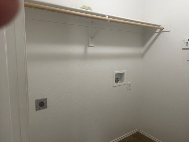 1825 Kingsbrook Trail, Fort Worth, TX 76120