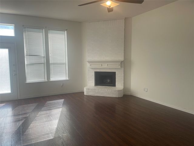 1825 Kingsbrook Trail, Fort Worth, TX 76120