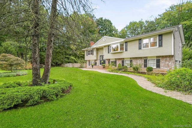 104 S Airmont Road, Suffern, NY 10901