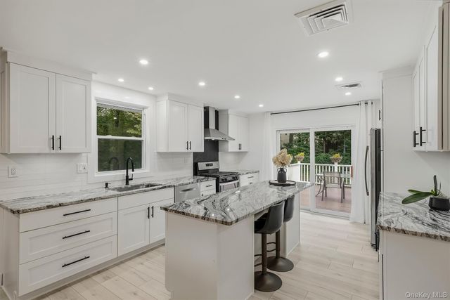 104 S Airmont Road, Suffern, NY 10901