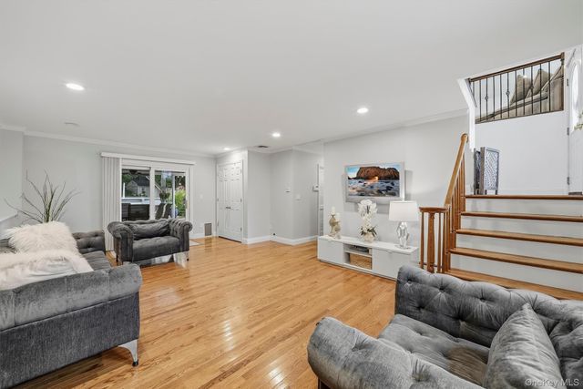 104 S Airmont Road, Suffern, NY 10901