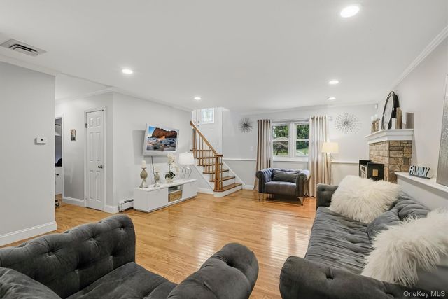 104 S Airmont Road, Suffern, NY 10901